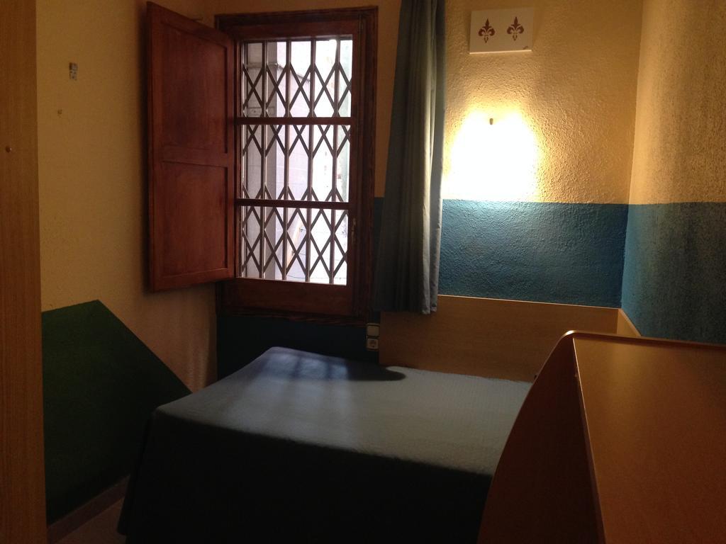 Pension Bertolin Barcelona Ngoại thất bức ảnh
